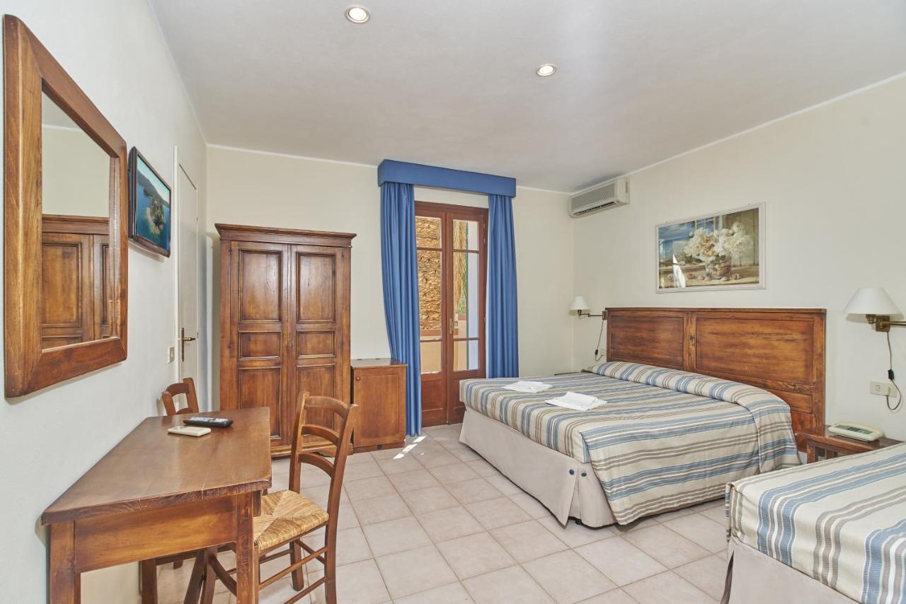 קאפוליברי Hotel Villa Rodriguez מראה חיצוני תמונה